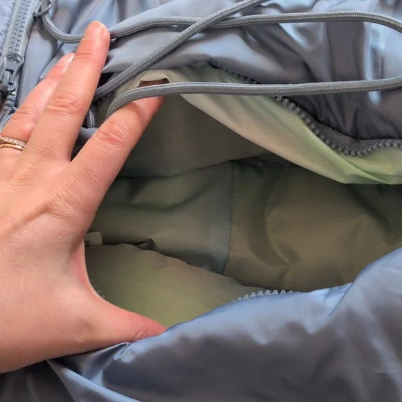 NWT Blogilates Steel Blue Backpack - Picture 6 of 7